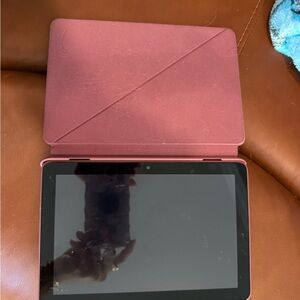 Amazon kindle with Pink Tablet Folio Case with Stand